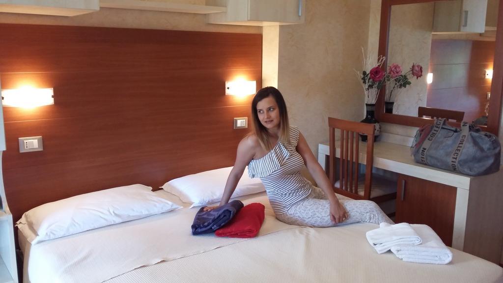 Hotel Condor Milano Marittima Exterior photo
