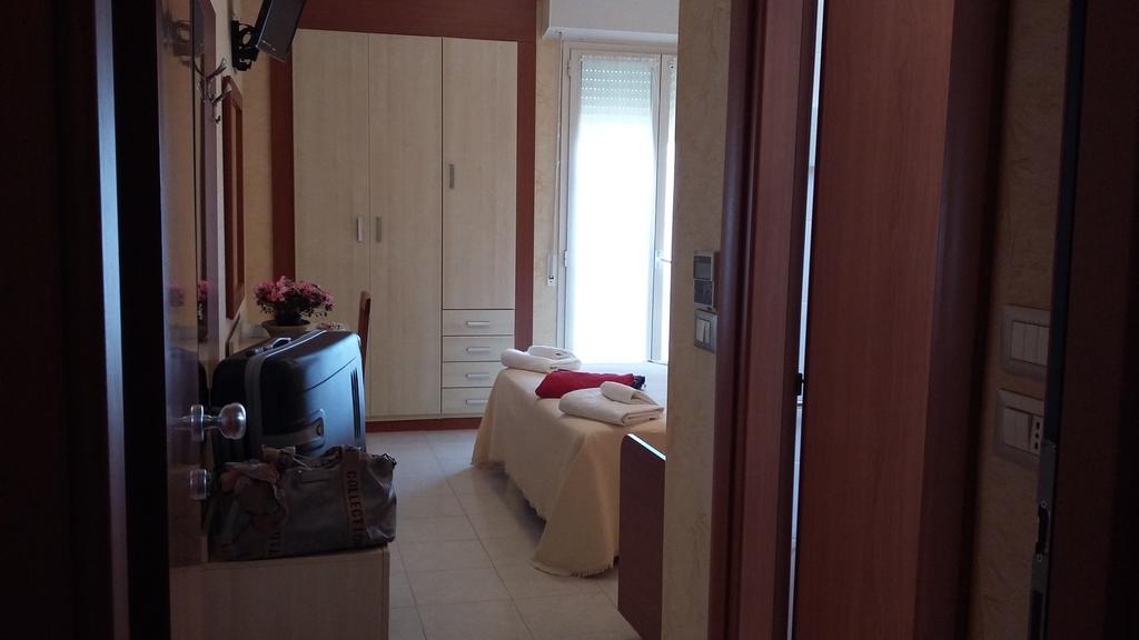 Hotel Condor Milano Marittima Exterior photo