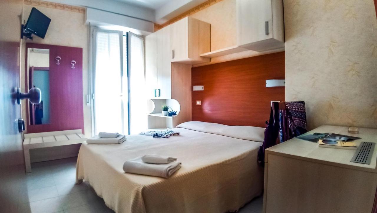 Hotel Condor Milano Marittima Exterior photo